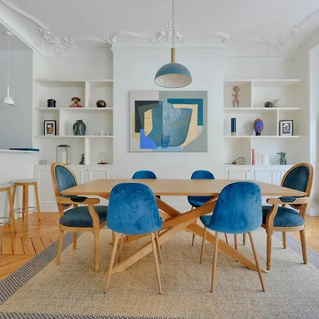 Prestigious Haussmann Flat - Welkeys Apartment